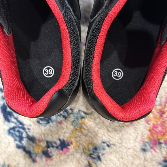 Peloton bike shoes - Picture 3 of 3